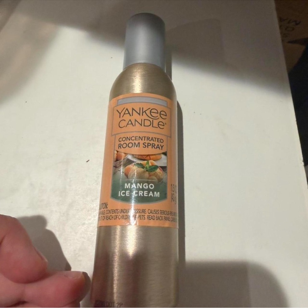 Yankee Candle Mango Ice Cream Room Spray